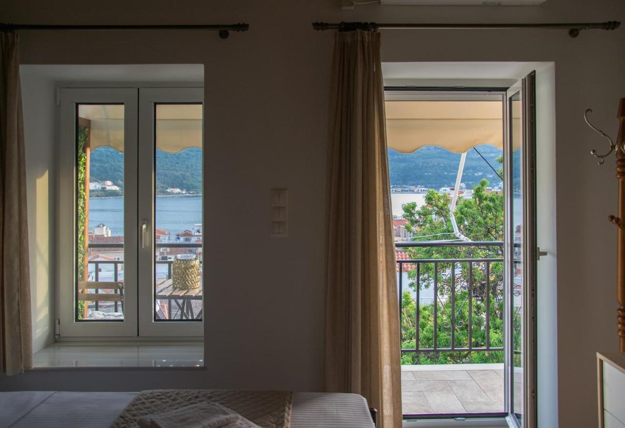 Apartamento Stonehouse With Wonderful Seaview Samos Town Exterior foto